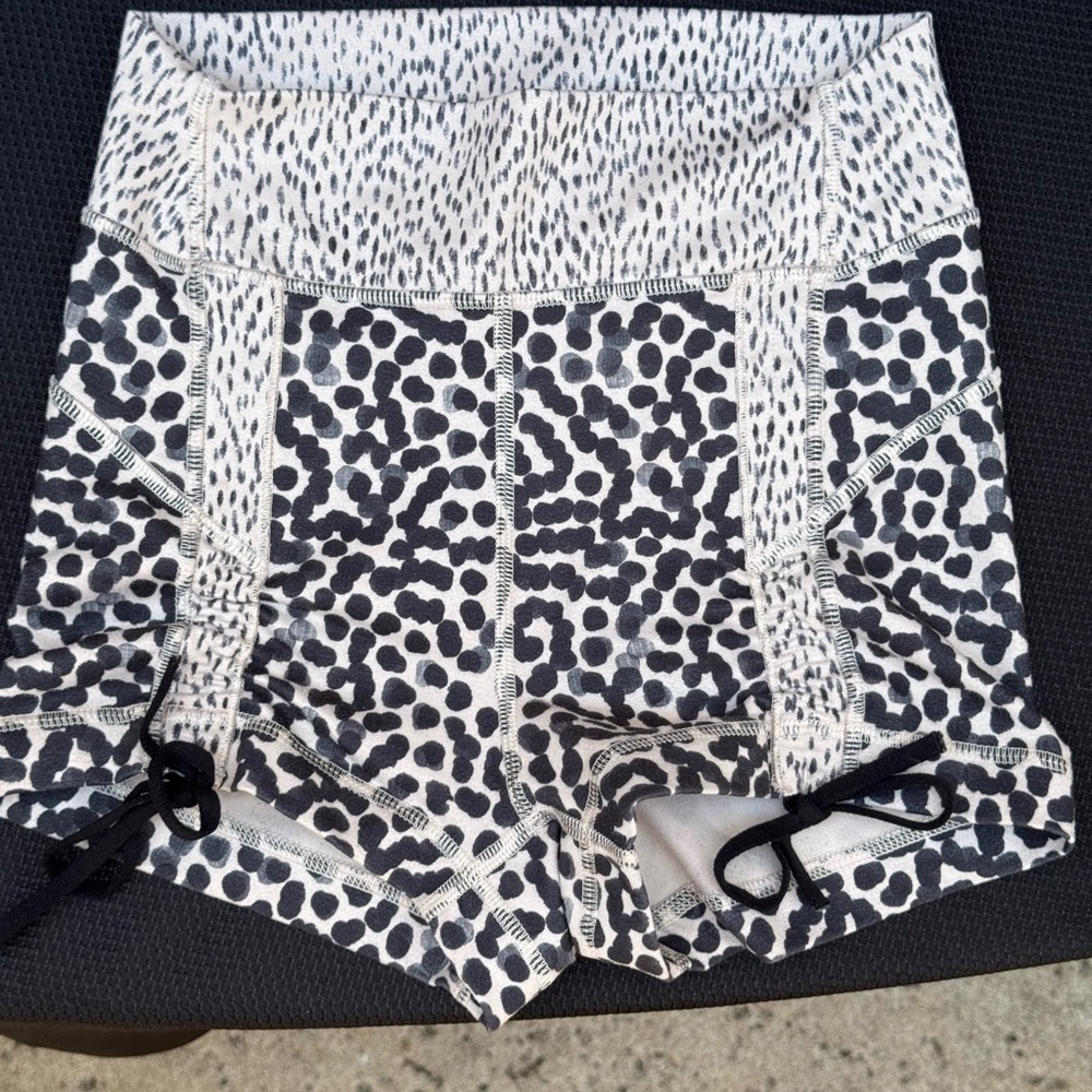 Lululemon Athletica Black and White Bike Shorts Leopard Print